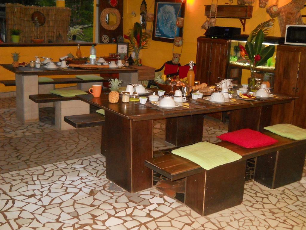 Bed and Breakfast Gandalf Safari Camp à Saint-Joseph Extérieur photo